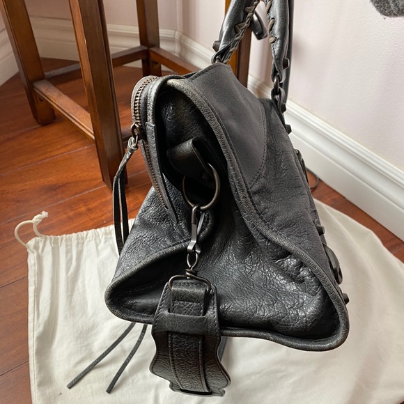 **SOLD**Authentic Balenciaga Classic Part Time - Picture 3 of 10